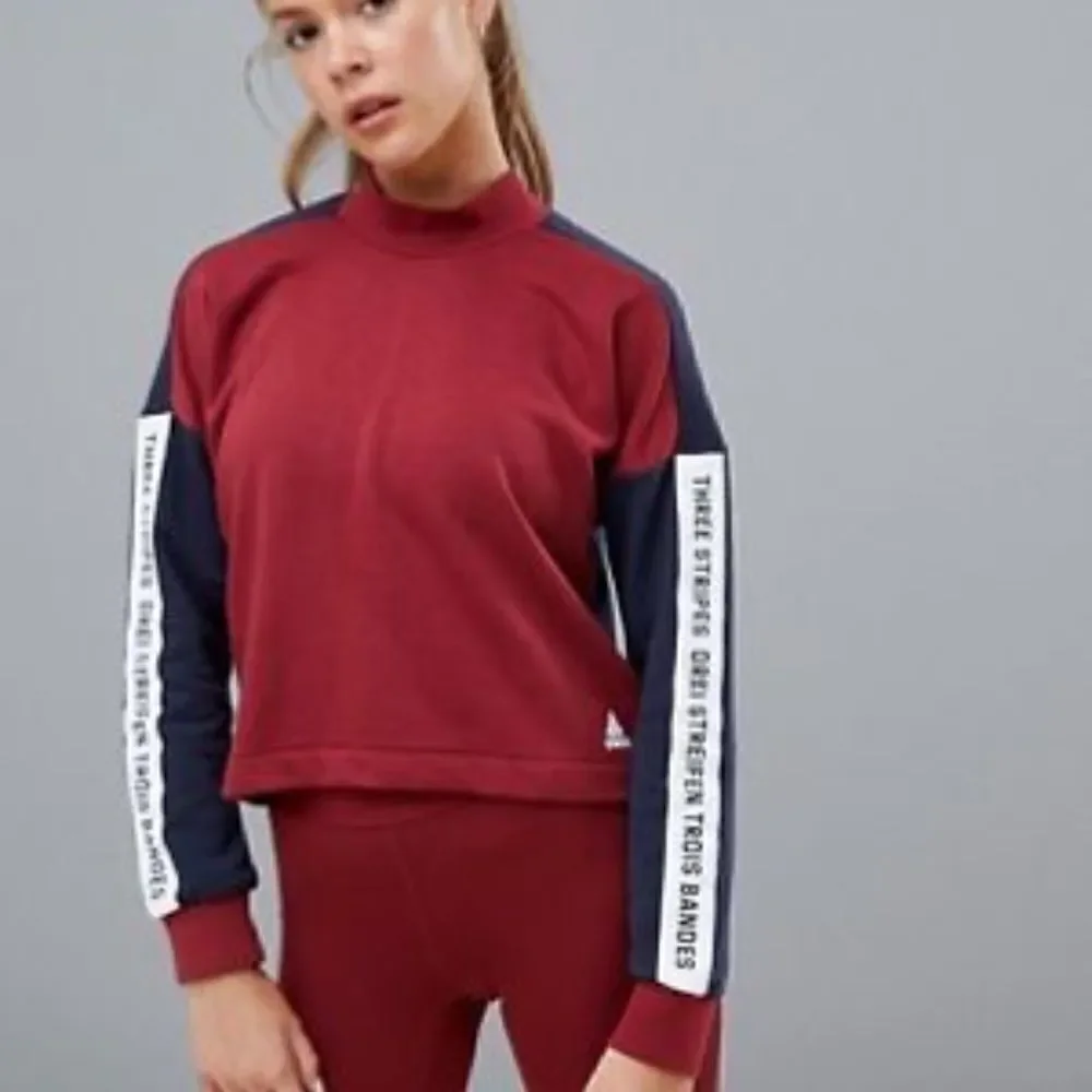 NWT Adidas Crop Top Sweatshirt